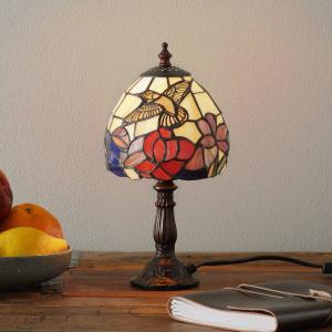 Artistar IRENA beautiful table lamp in the Tiffany style