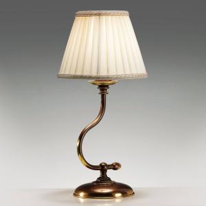 Cremasco Classic - table lamp with a curved frame