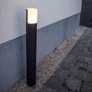 LUTEC Cyra LED path light, matt black, rotatable