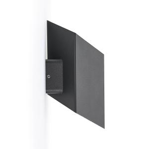 Arcchio Alima LED wall lamp, dimmable, IP44 black